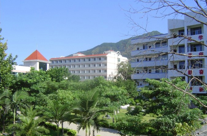 福清东张中学