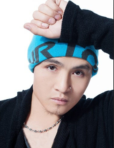 href="/item/歌手/16693" data-lemmaid="16693">歌手 /a>过江龙(姓名