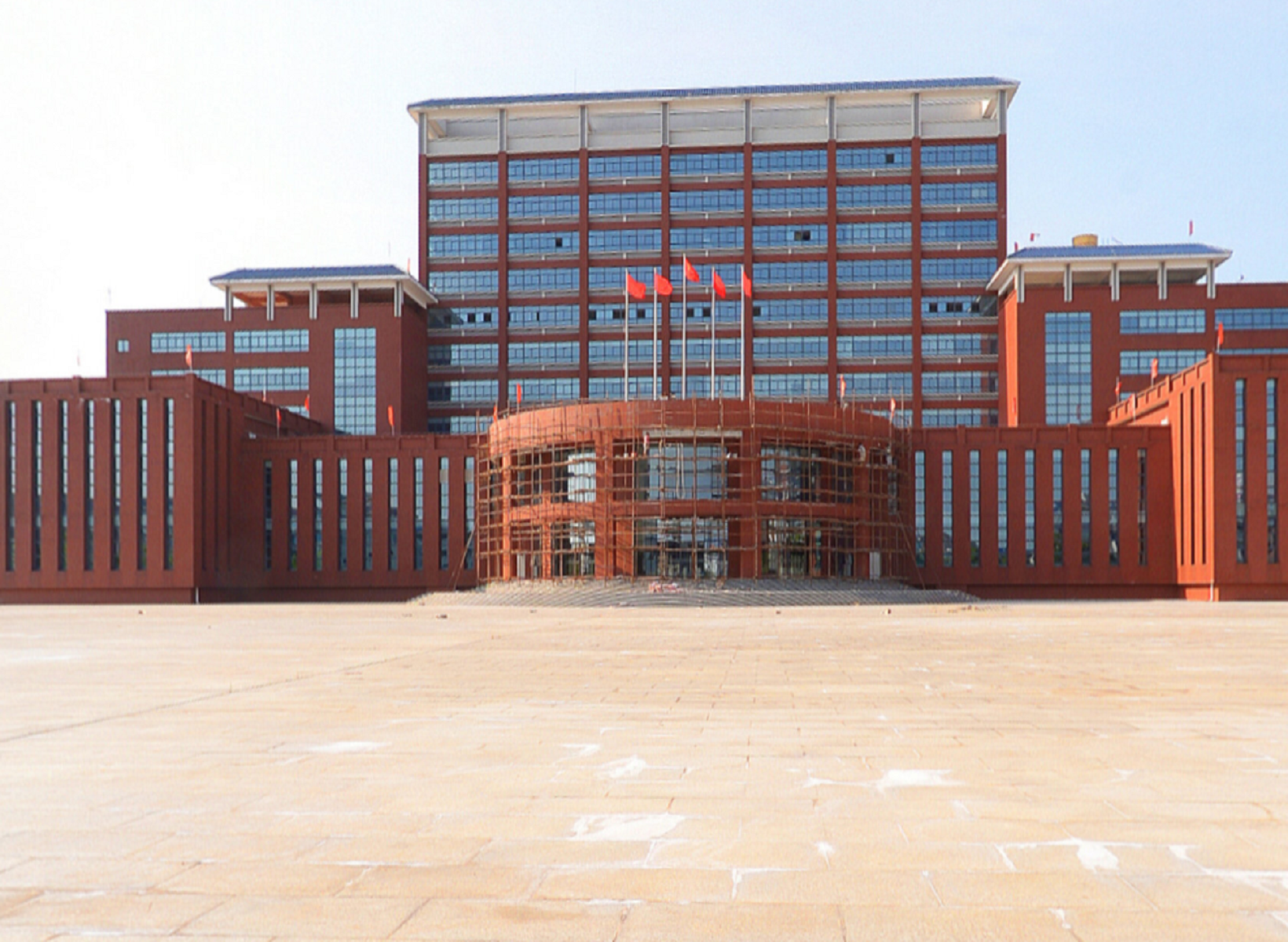  p>广东创新科技职业学院是经广东省人民政府批准,教育部备案, a