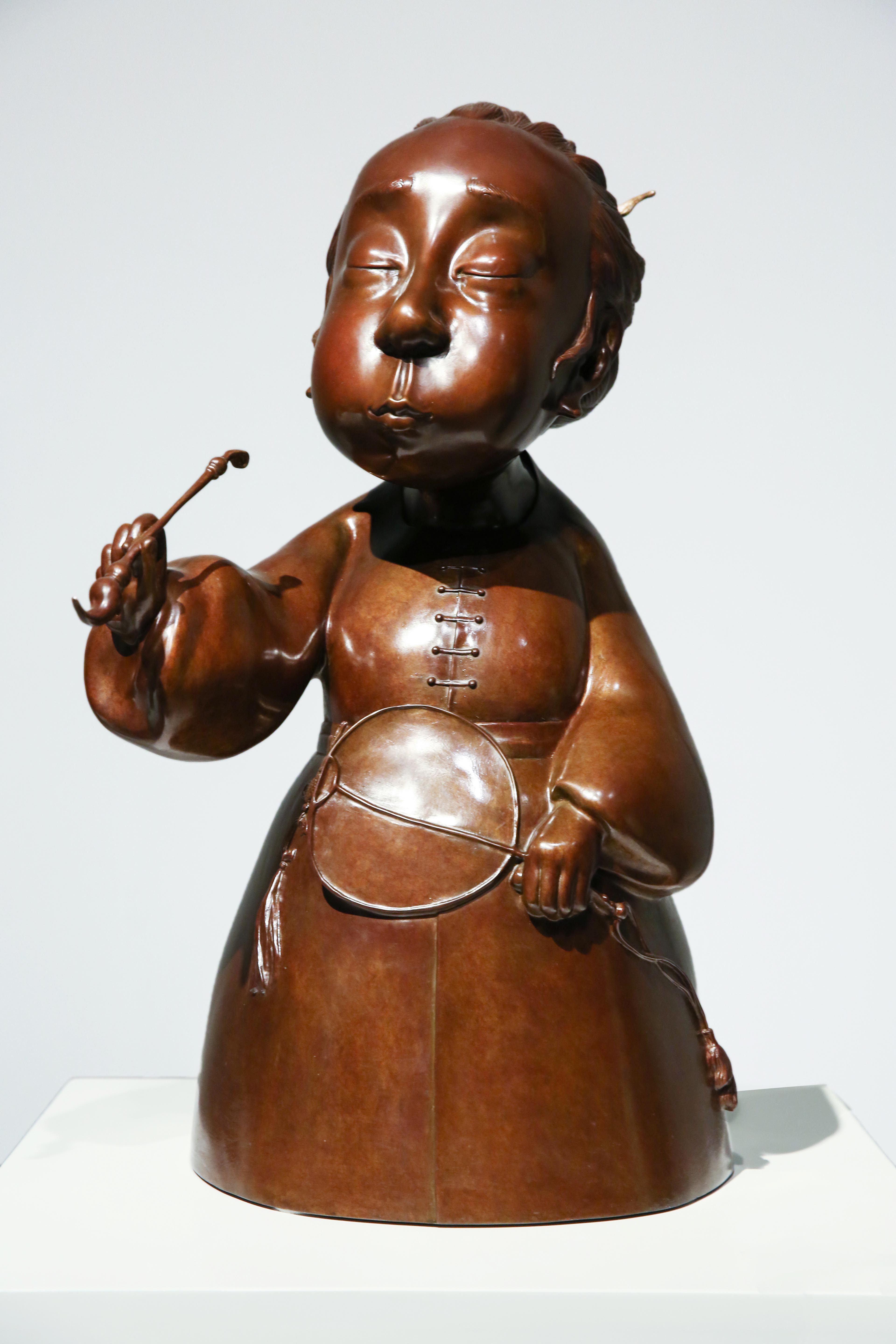 ">中国国家画院 /a>雕塑院执行院长,中国国家画院艺术委员会委员,中国