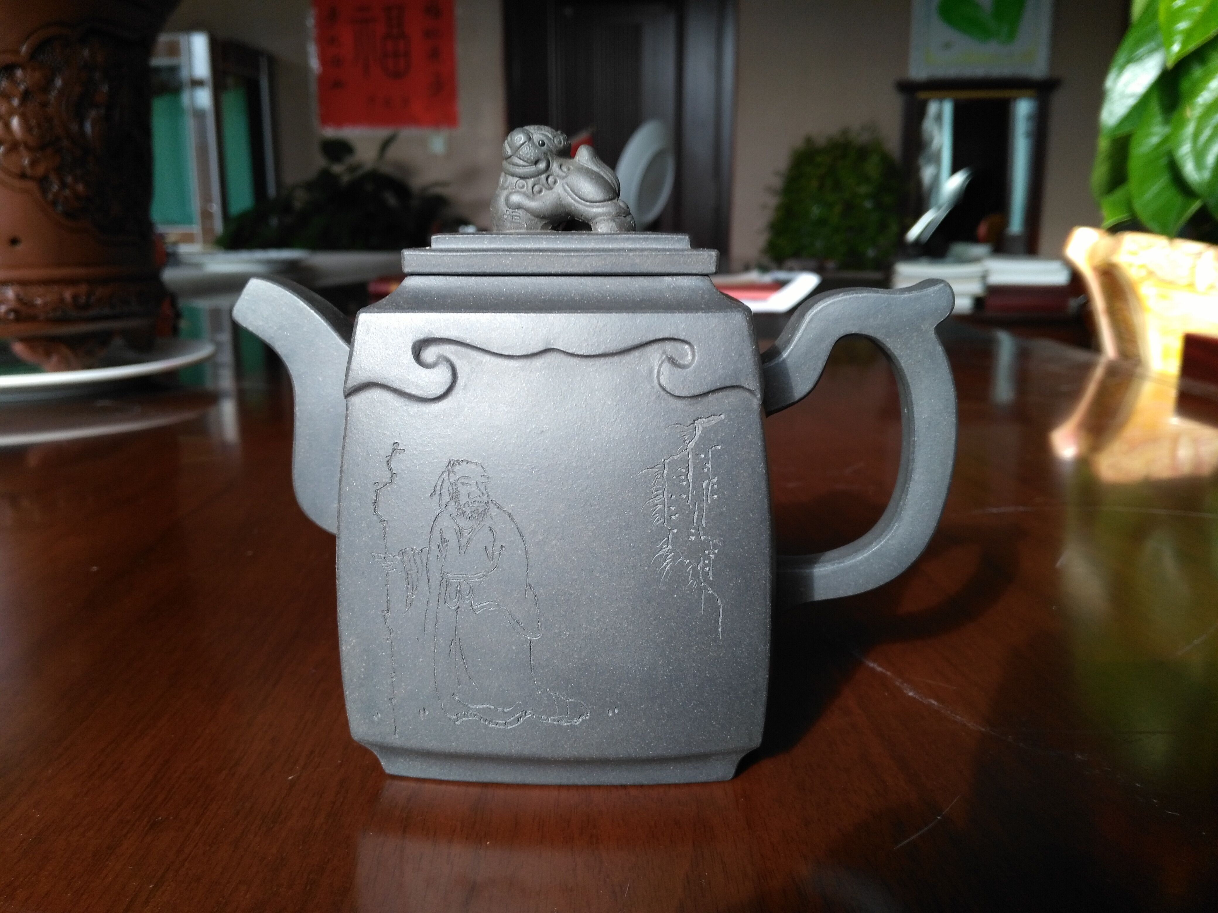  p data-id="gnb03muglk">吴建荣,又名剑雄,中华国礼紫砂壶艺术大师