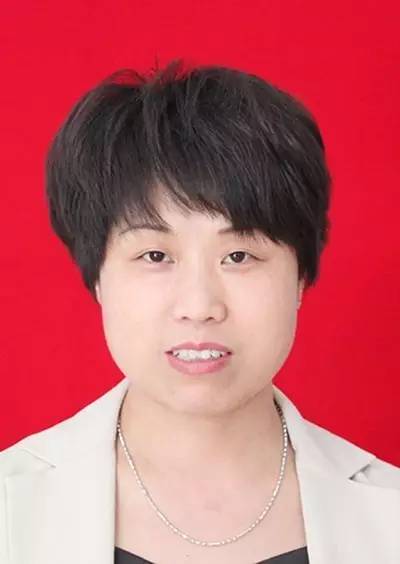  p data-id="gnav5qqlhh">甘文伟,女,汉族,1969年10月出生,湖南湘阴人