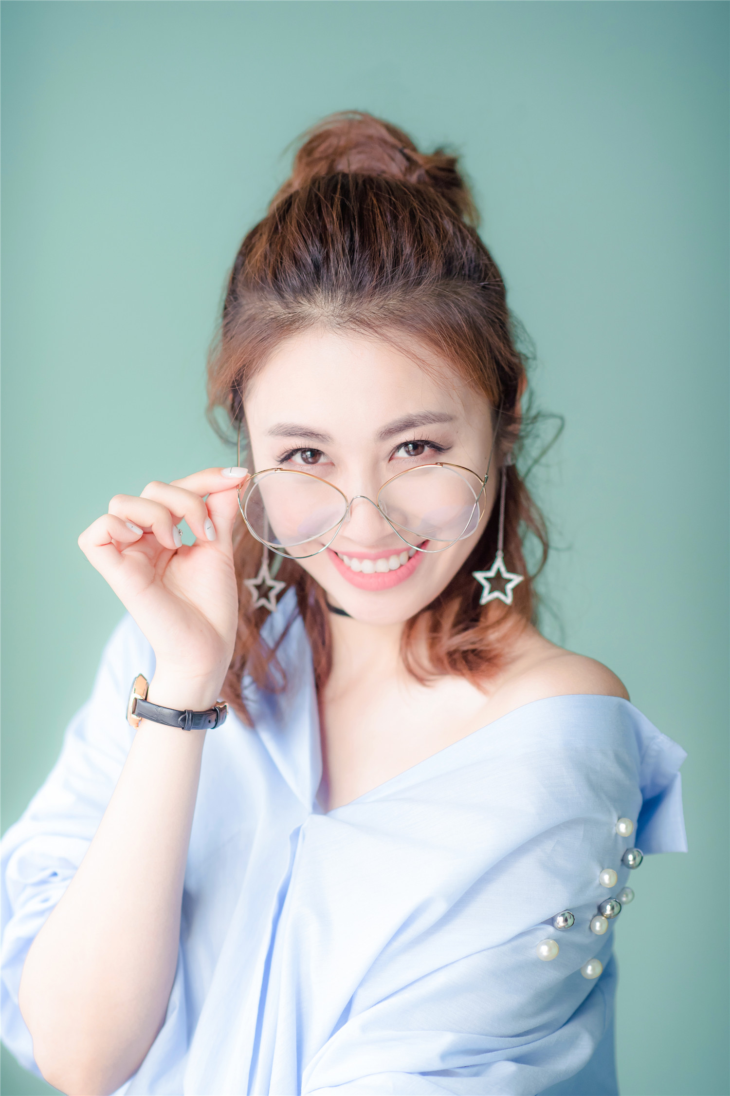 ="gnwx7d247g">韩云云,1989年2月14日出生于黑龙江省,中国内地女演员