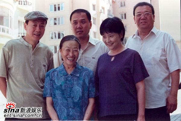 张少华(1946年9月25日~2021年3月23日),出生于北京南城,评剧,影视演员