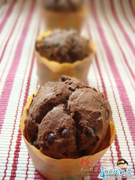  p>玛芬主要指两种以面包为原料的食品,一种用 a target="_blank"