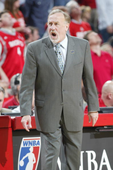  p>里克·阿德尔曼(rick adelman),1946年6月14日出生于美国加州,前