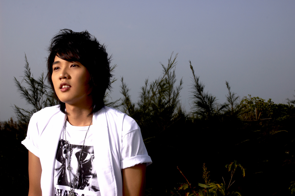  p>蔡尚甫(gino),又名宇腾,1980年1月30日出生于台湾省嘉义县,中国