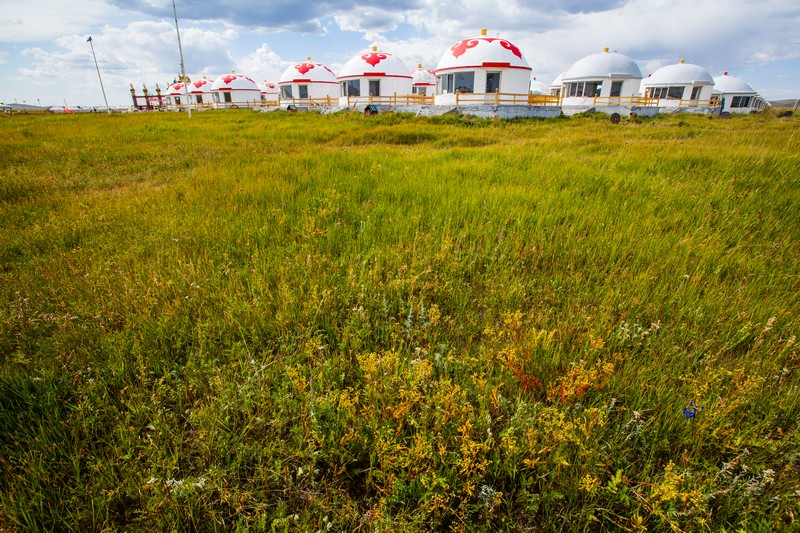 窝阔台汗宫度假中心