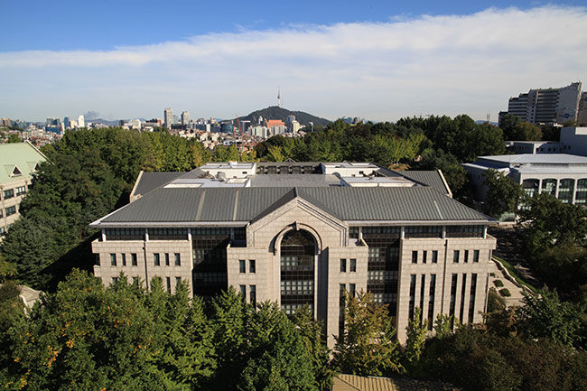  p>梨花女子大学(                     ,ewha womans university)是