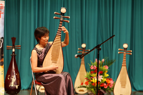 瀛洲古调派琵琶演奏技艺