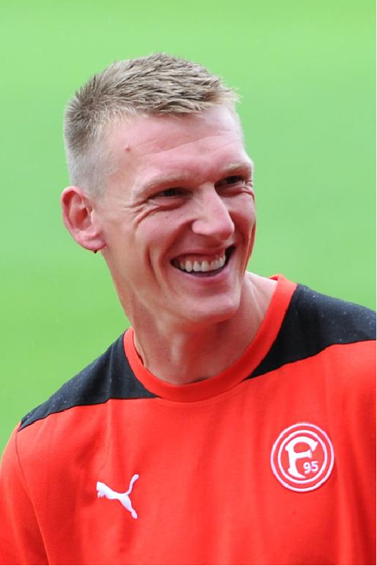  p>贝林豪森(axel bellinghausen),1983年5月17日出生于德国的齐格堡