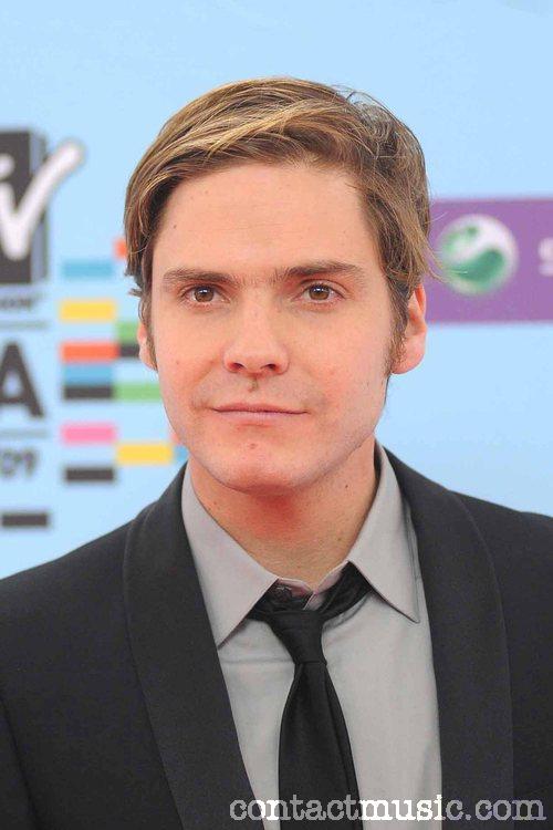 brühl),1978年6月16日出生于西班牙加泰罗尼亚巴塞罗那,德国男演员