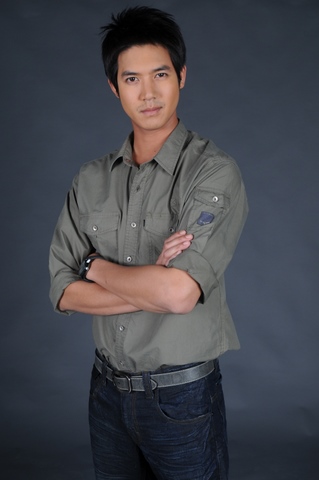  p>是一部泰剧《战天斗地》 /p> p>中文名:战斗天地 / 天堂与地狱的