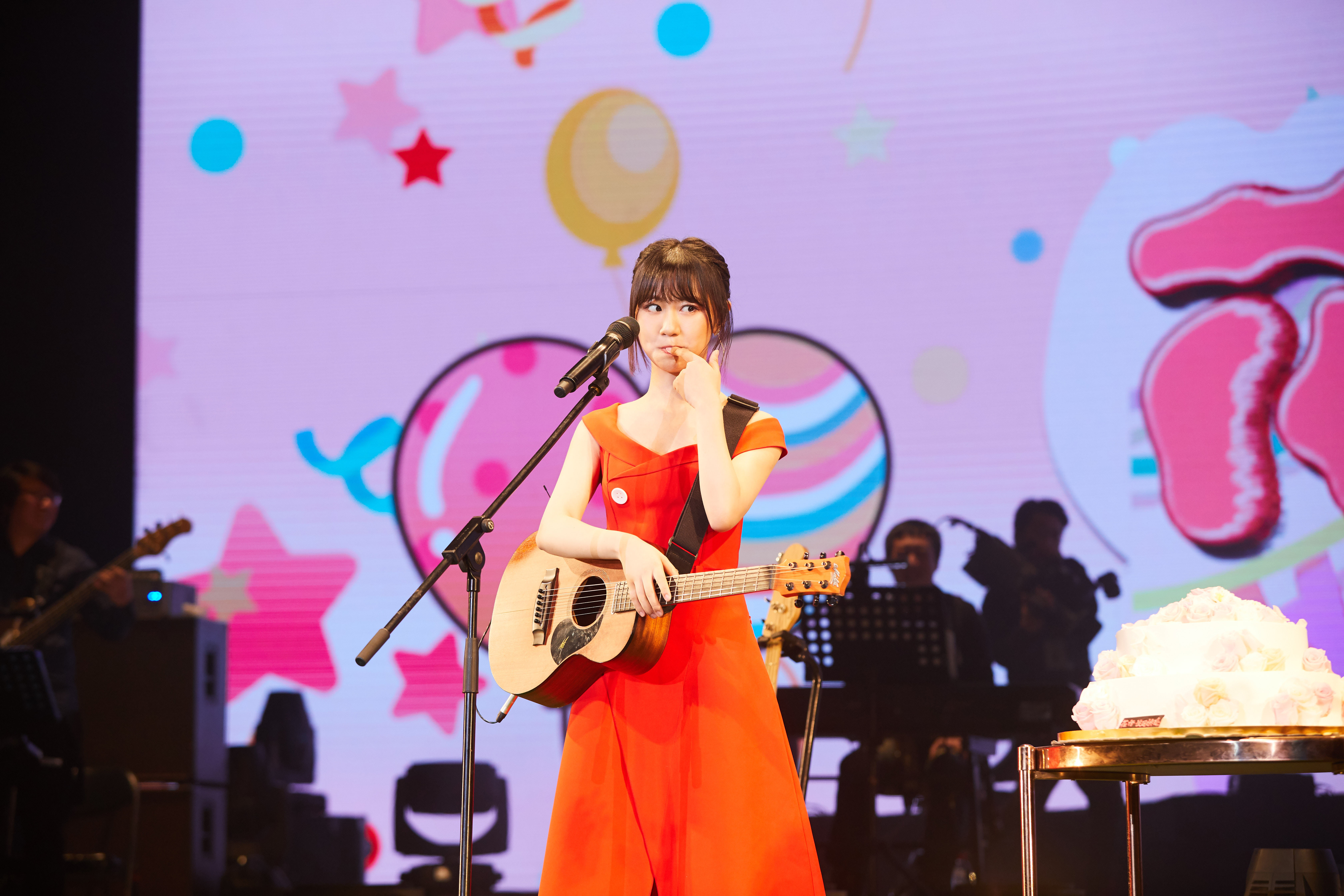  p>谢春花,本名谢知非,1995年1月25日生于浙江省 a target="_blank"