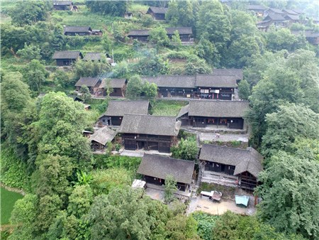 吕洞村,湖南省 a target="_blank" href="/item/湘西土家族苗族自治州