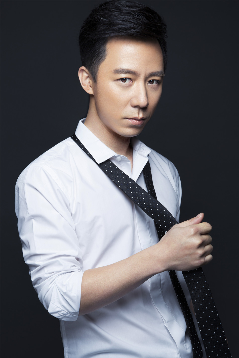  p data-id="gntax0ymsi">王茂蕾,1976年11月27日出生于湖北省武汉市