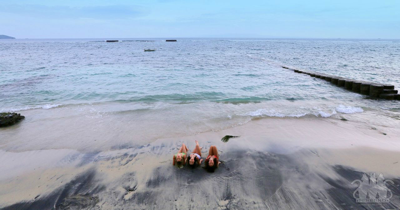  p data-id="gnwrbclf1y">俄罗斯知名三人女子组合serebro在2013年6月