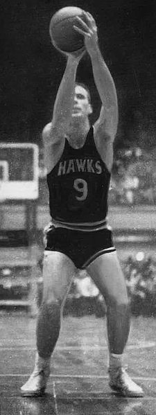  p>鲍勃·佩蒂特(bob pettit),1932年12月12日出生于美国 a href="#">
