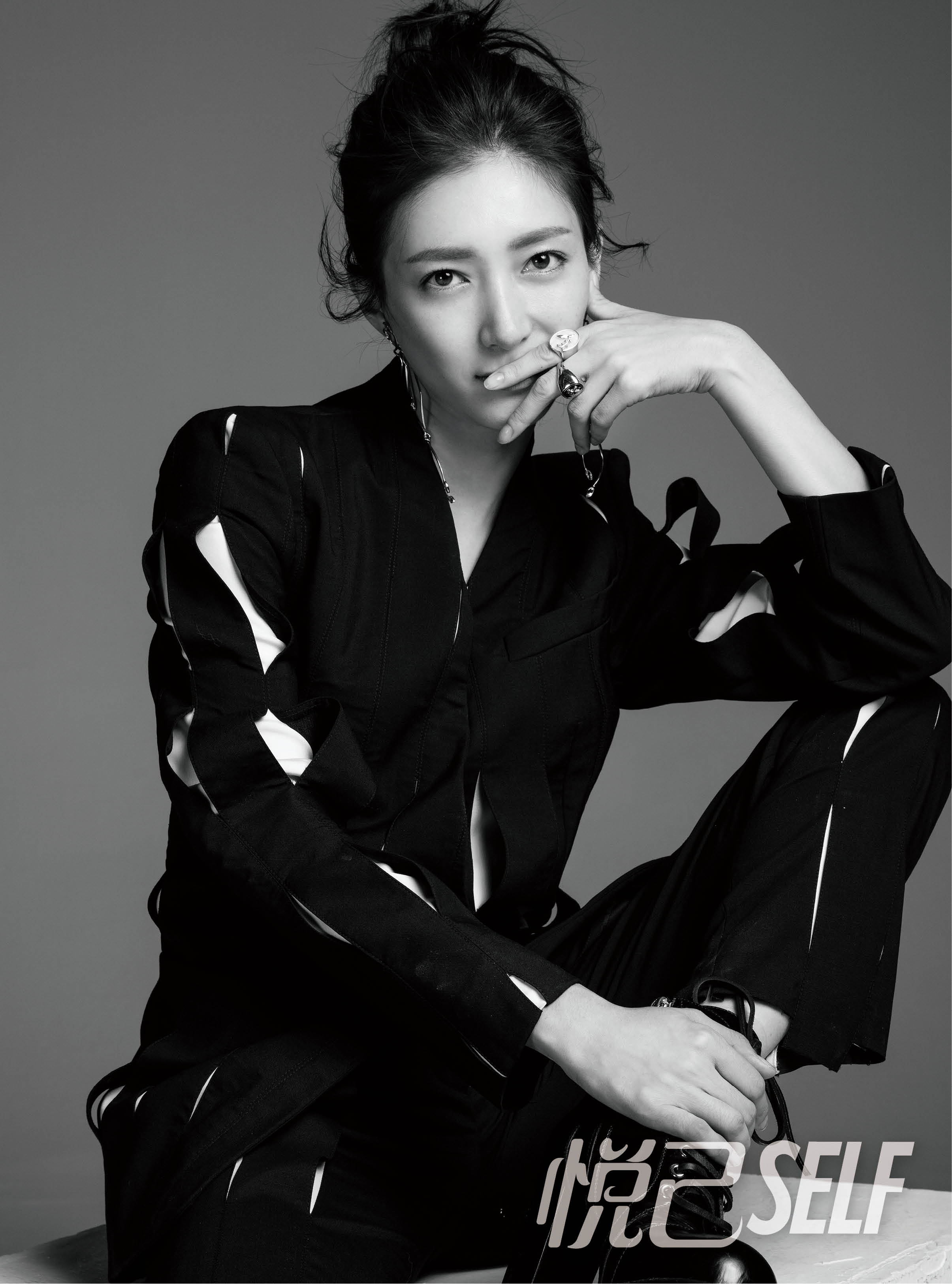  p>江疏影,1986年9月1日出生于上海,中国内地女演员,毕业于 a target=