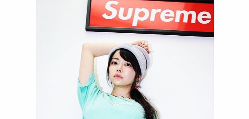  p>渋谷ゆり(涉谷由里,しぶやゆり),日本模特,车模兼写真偶像,上过