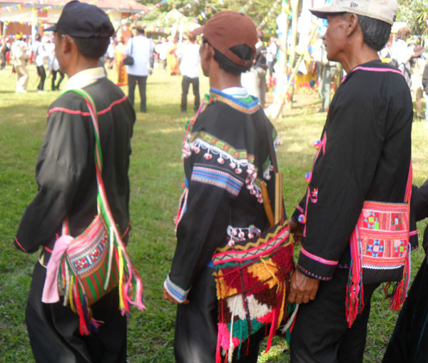  p>克钦族是 a href="#" data-lemmaid="205923">缅甸 /a>的第六大