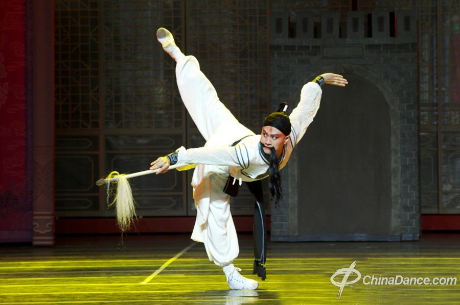  p data-id="gnx4dv2nvr">舞剧《粉墨春秋》是一部以 a target="