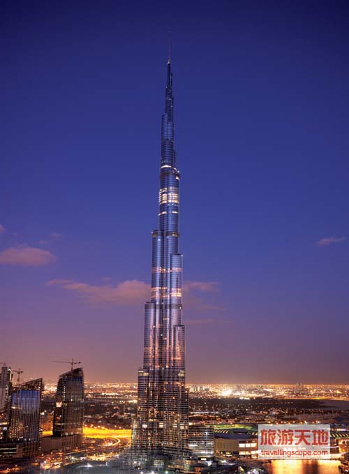  p>哈利法塔 i>(阿拉伯文:                    ,拉丁化:burj khalifa