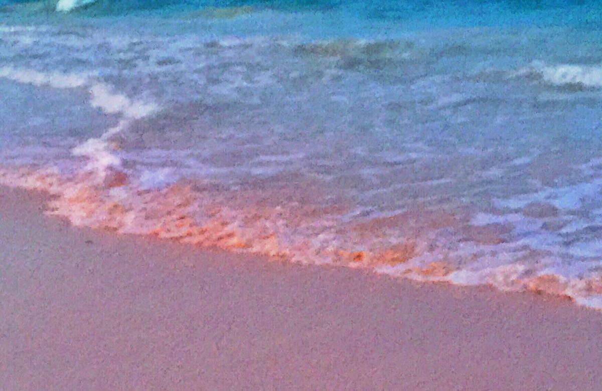 粉色沙滩