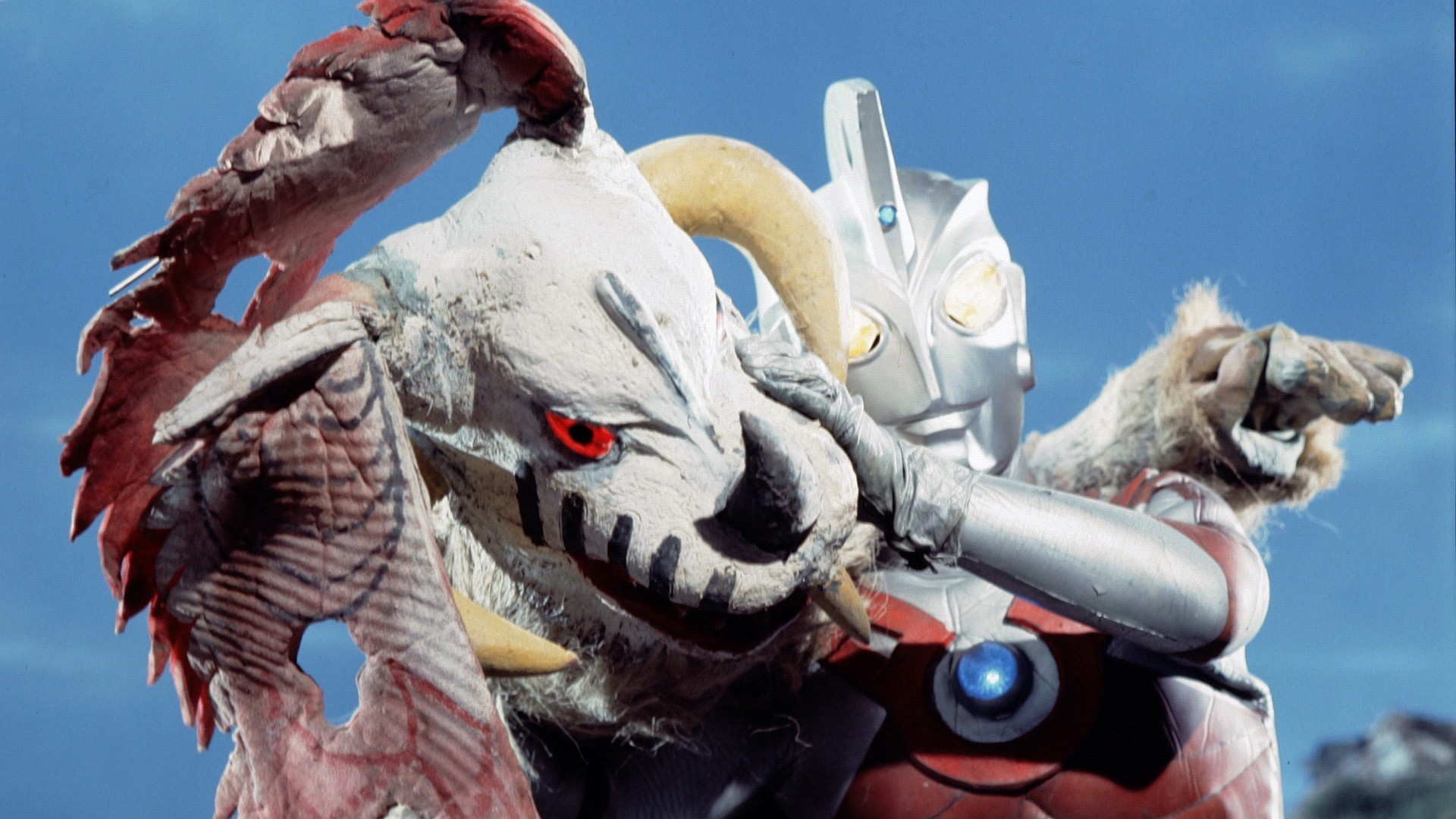 鲁纳蒂克斯第一代