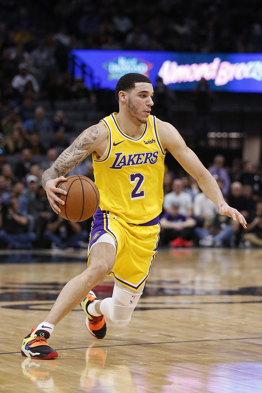  p data-id="gnx1ny17d4">朗佐·鲍尔(lonzo ball),1997年10月27日