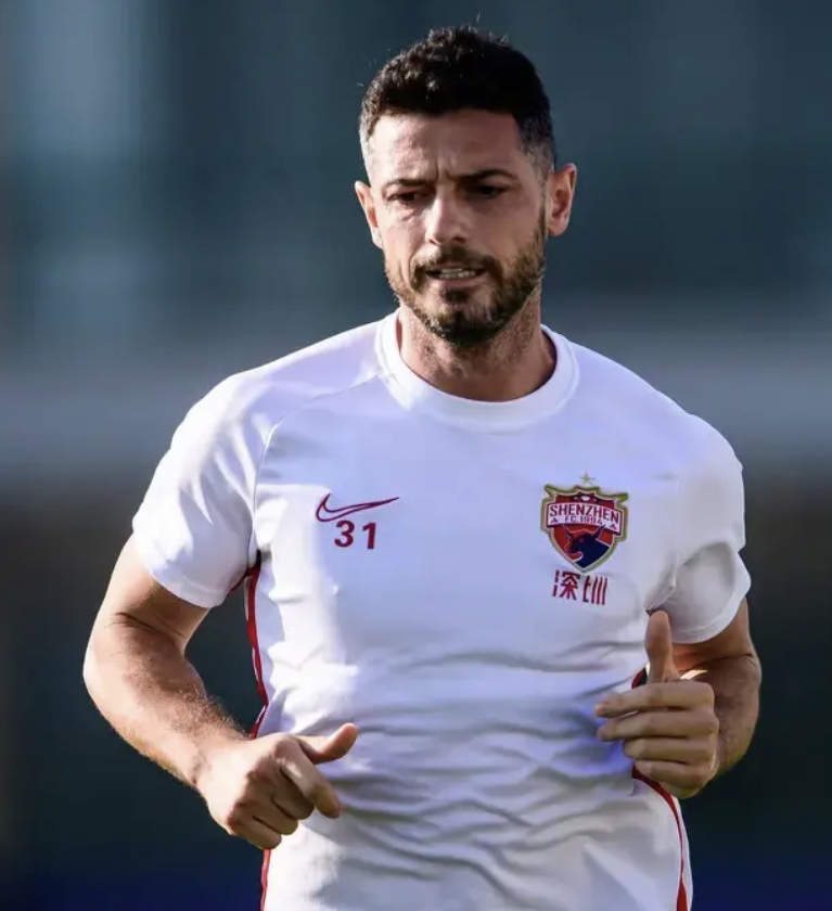  p>布莱利姆·哲马伊利(blerim dzemaili),1986年4月12日出生于北