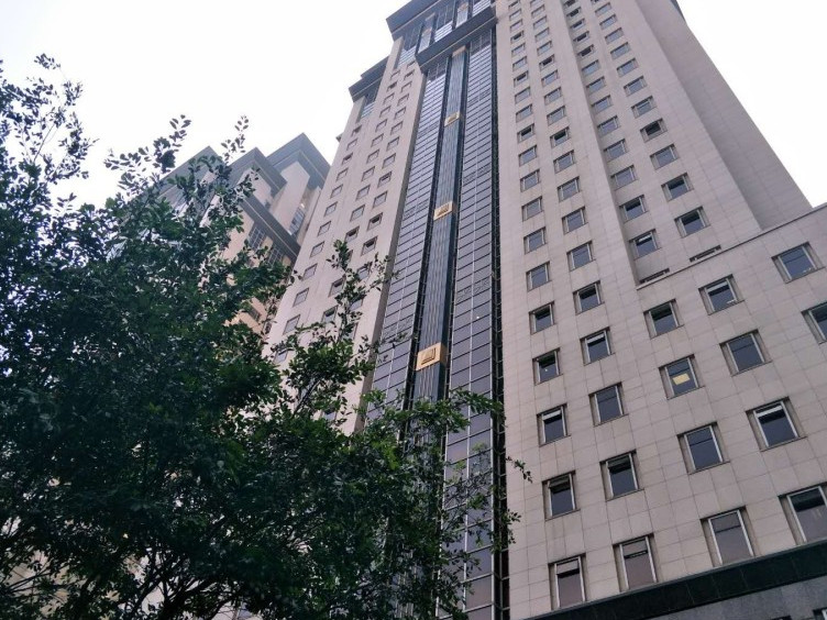  p>华敏翰尊大厦位于成都市锦江盐市口,共计房屋516户. /p>