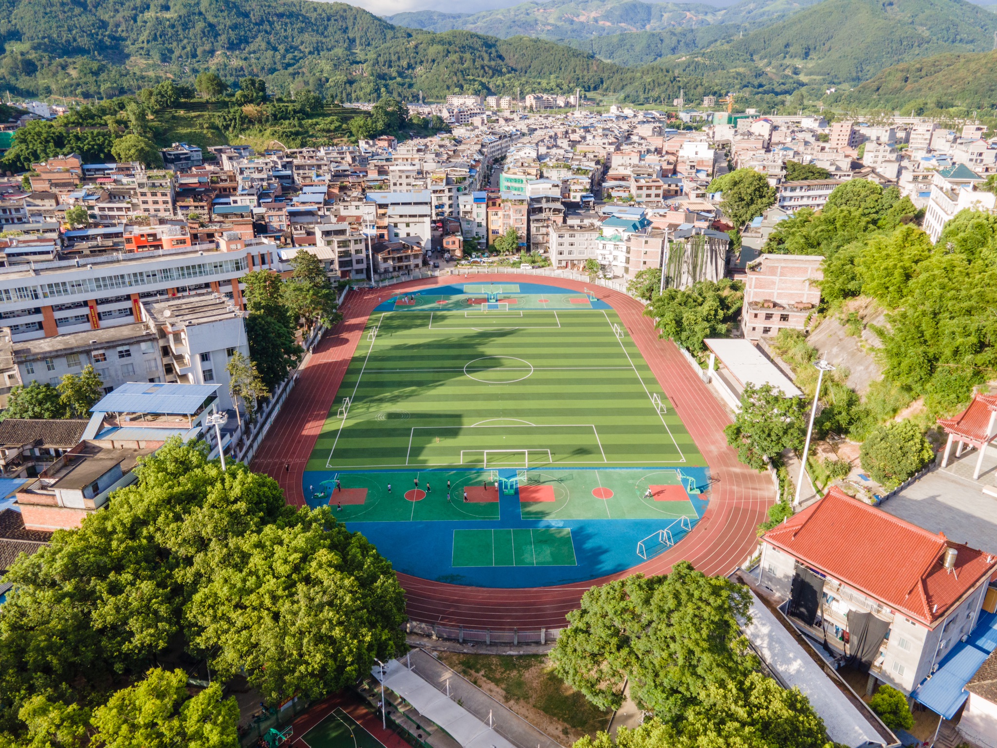  p>福安三中为 a target="_blank" href="/item/福建省/122534" data