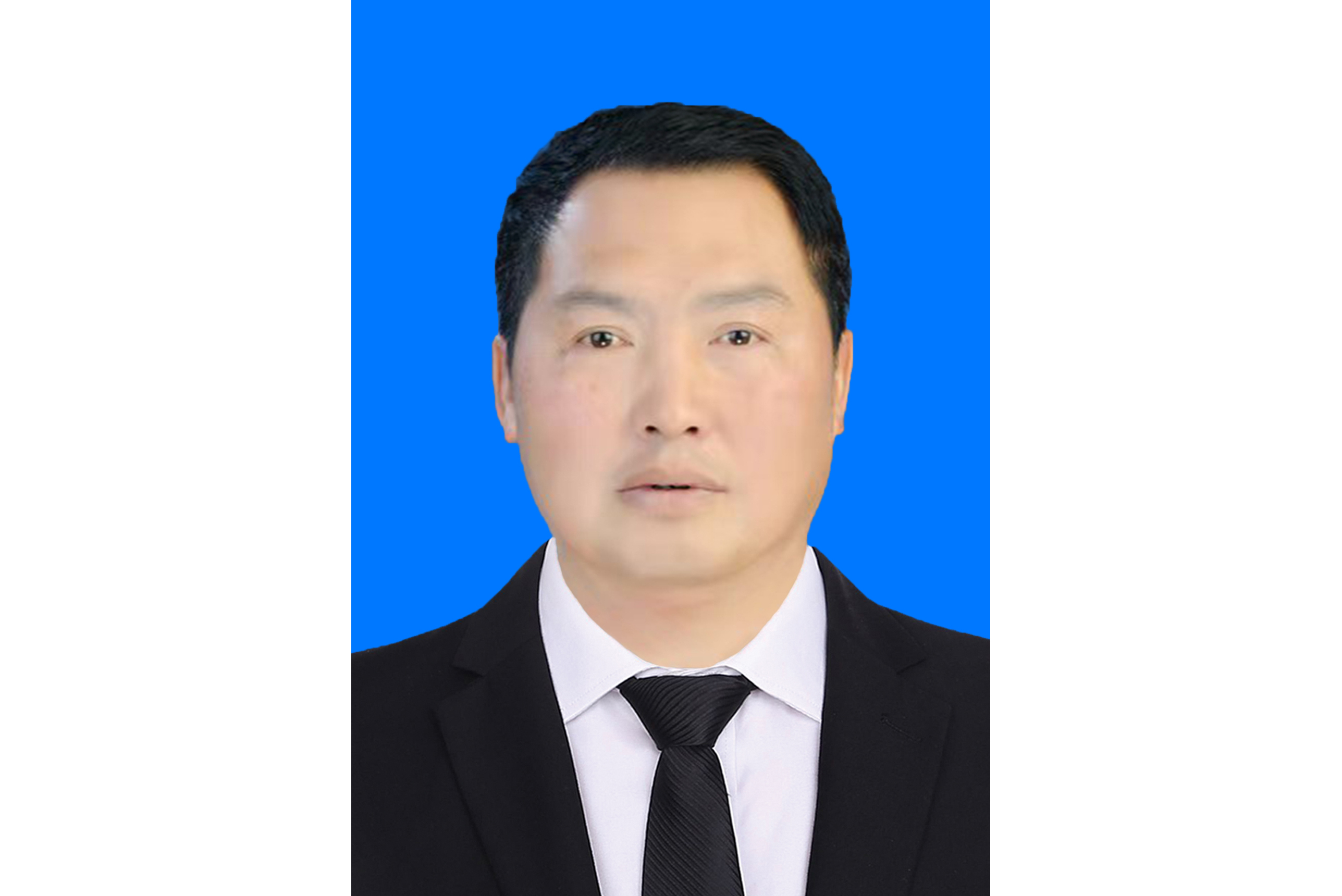 data-lemmaid="8242786">紫云 /a>自治县生态移民局党组成员,副局长