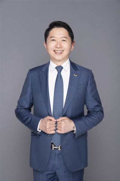  p>罗毅,男,四川发现律师事务所主任,律师执业证号:15101199710627941