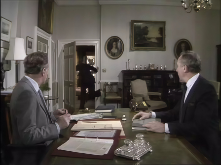 是，首相（英国1986年西德尼·洛特比与彼得·惠特莫尔联合执导的系列喜剧）_百度百科