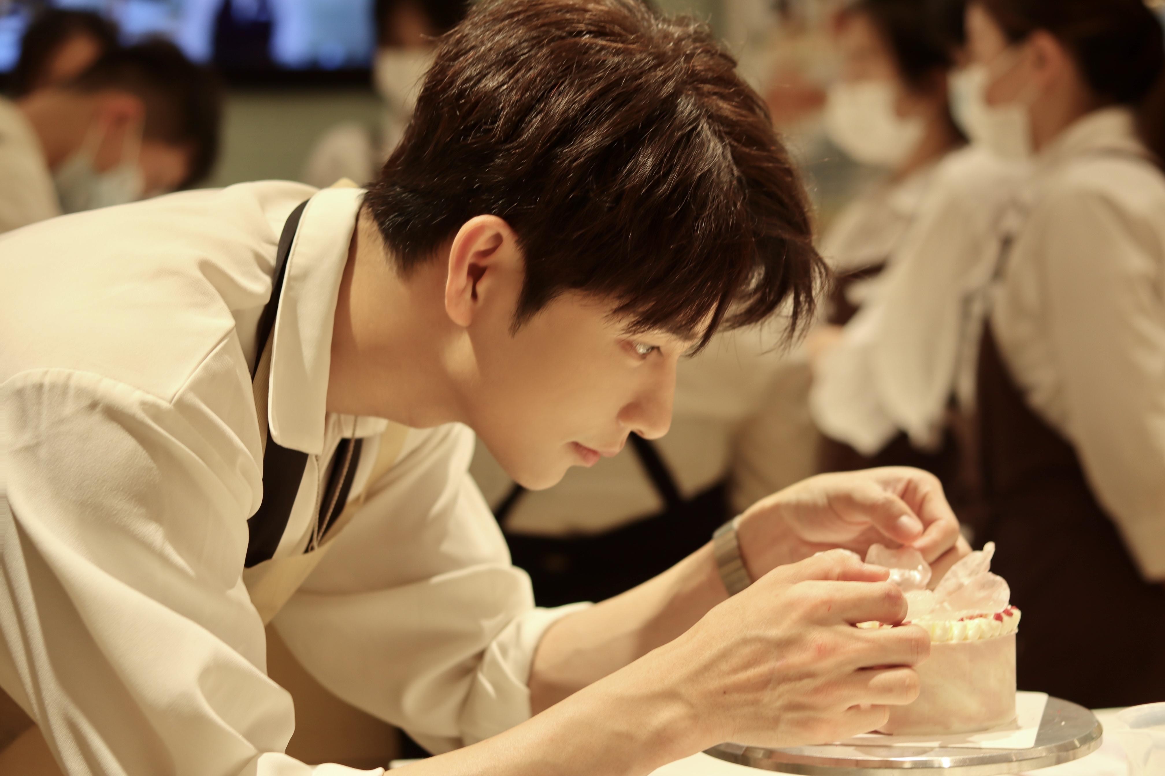  p data-id="go48ju1ypt">黄宥天(hyde),1996