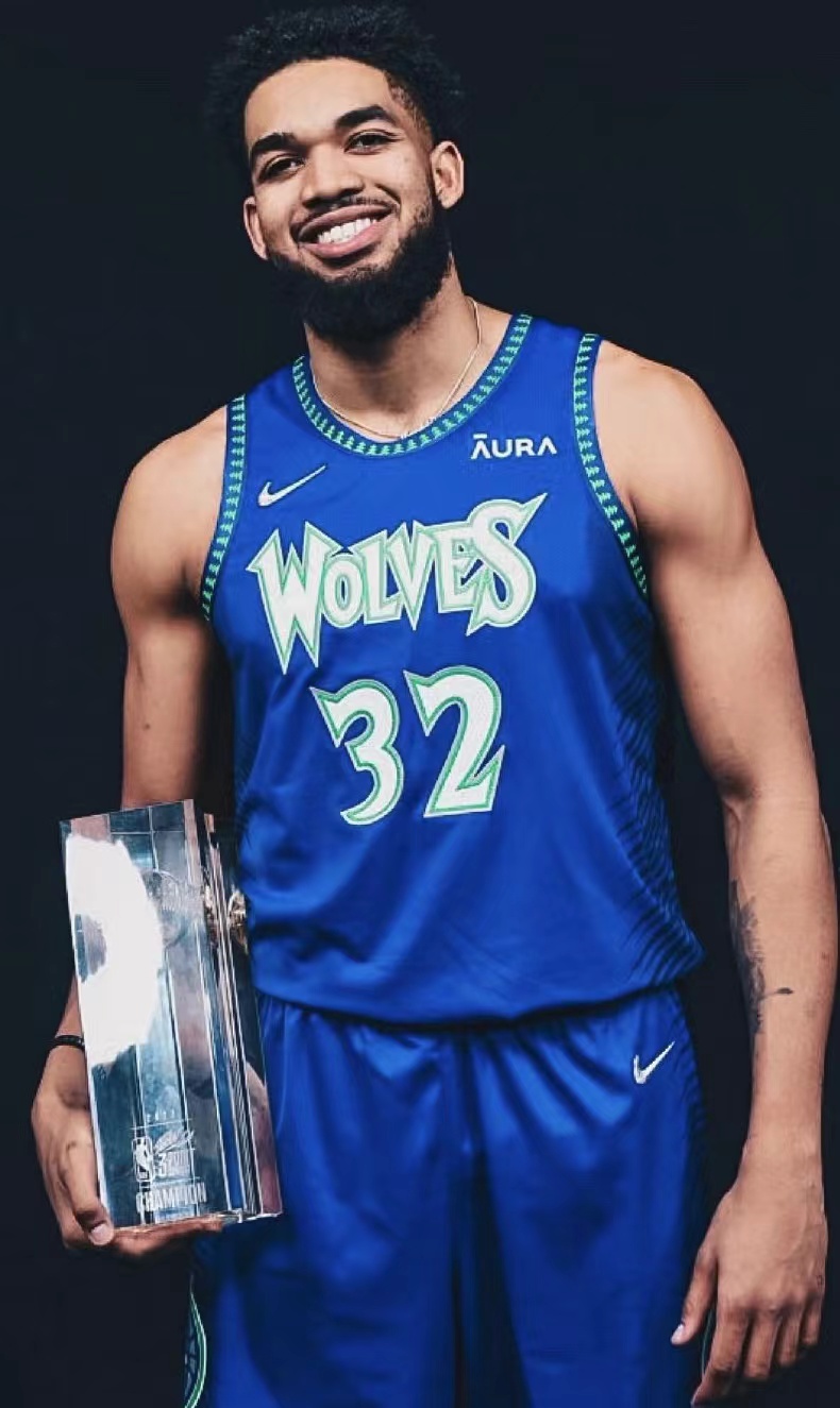  p data-id="gntdkpve6e">卡尔-安东尼·唐斯(karl-anthony towns)