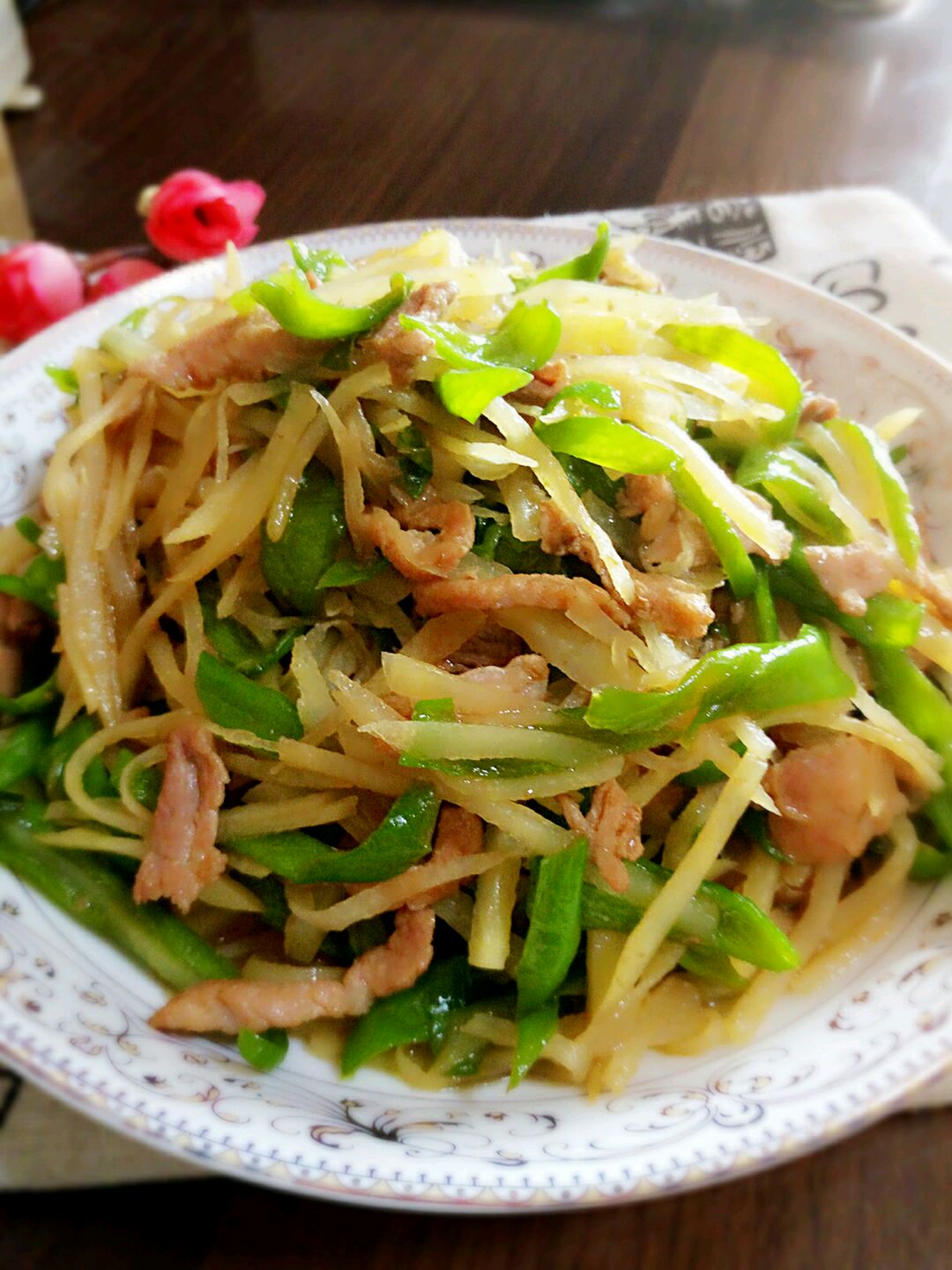 青椒土豆肉丝