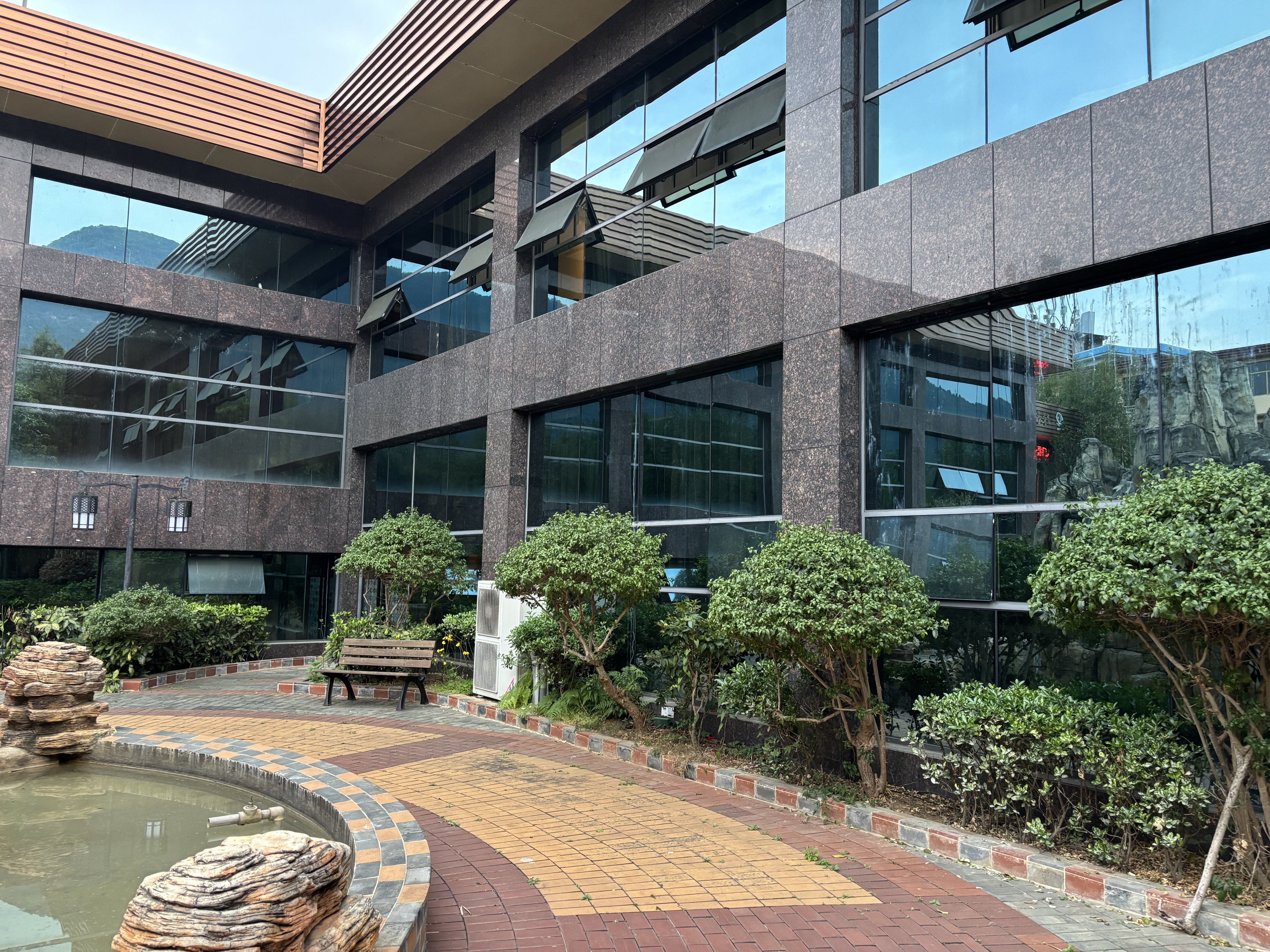 贵阳市修文黔贵六广温泉旅游景区