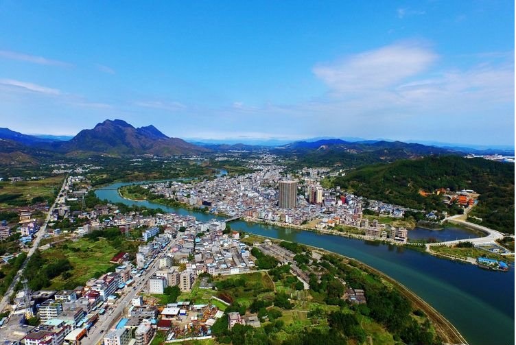 b7">金和镇,隶属于 a target="_blank" href="/item/广东省/132473"