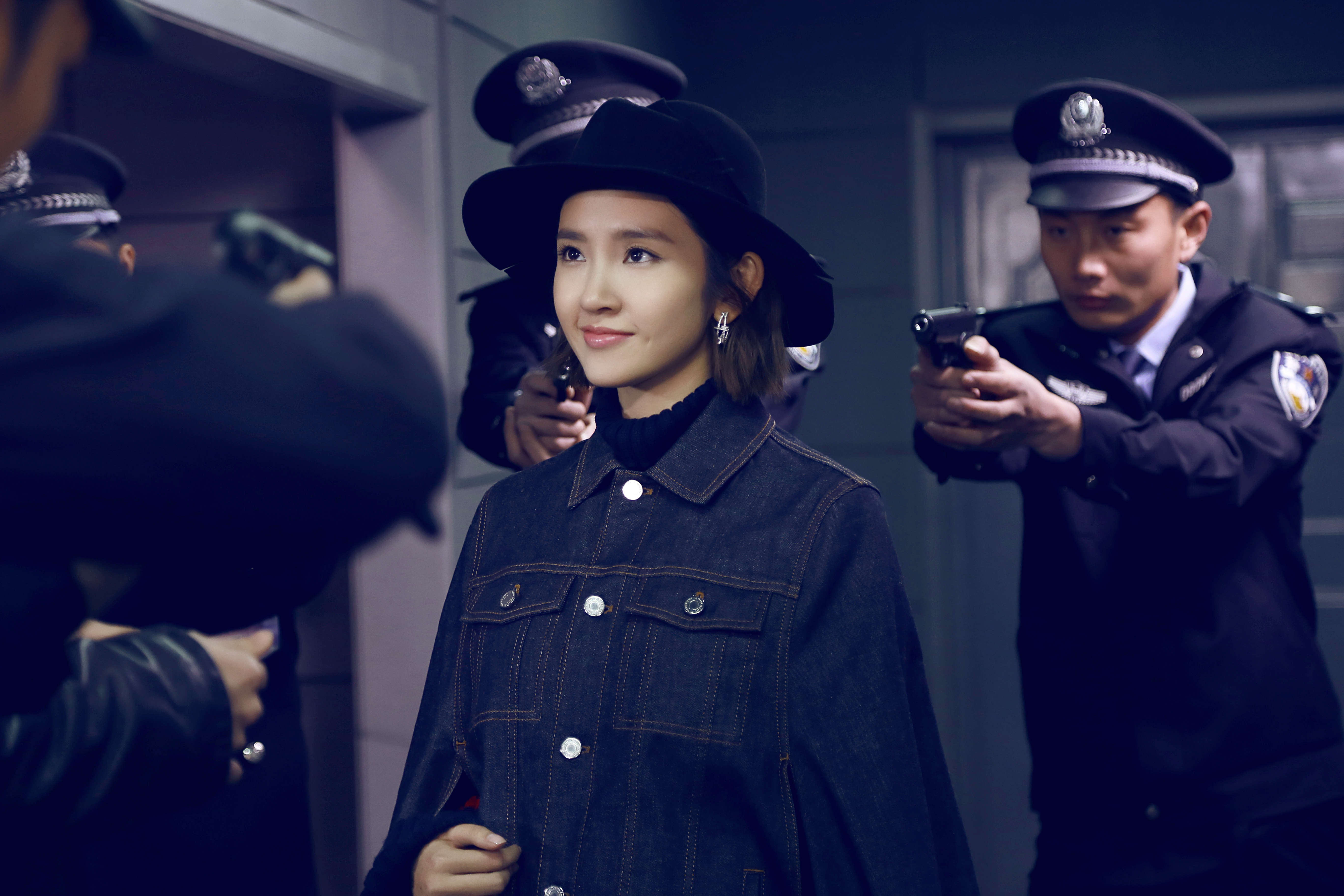  p>唐艺昕,1987年10月9日出生于四川省遂宁市,毕业于重庆大学美视电影