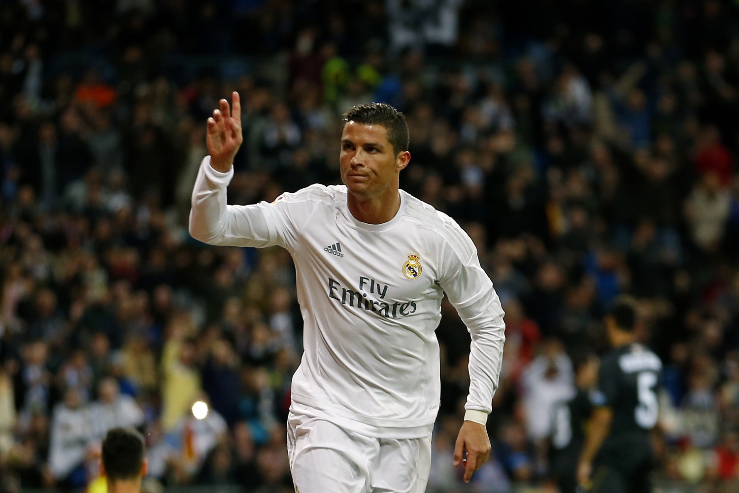 p>克里斯蒂亚诺·罗纳尔多·多斯·桑托斯·阿韦罗(cristiano ronaldo