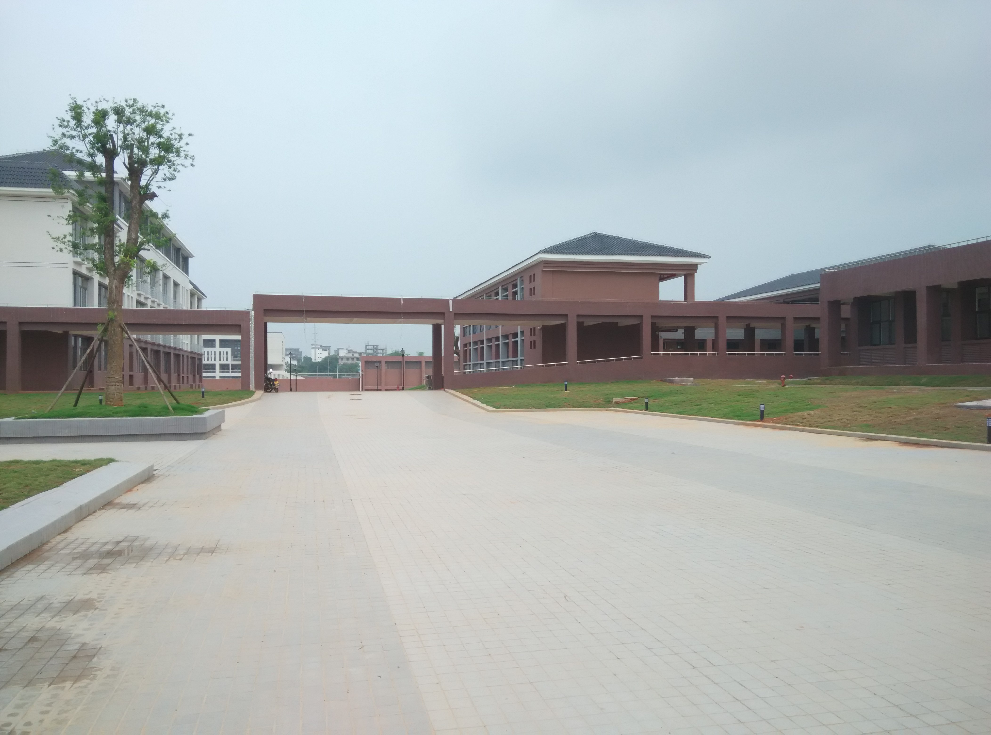  p>江西省兴国中学位于 a href="#" data-lemmaid="1688863">赣州市 