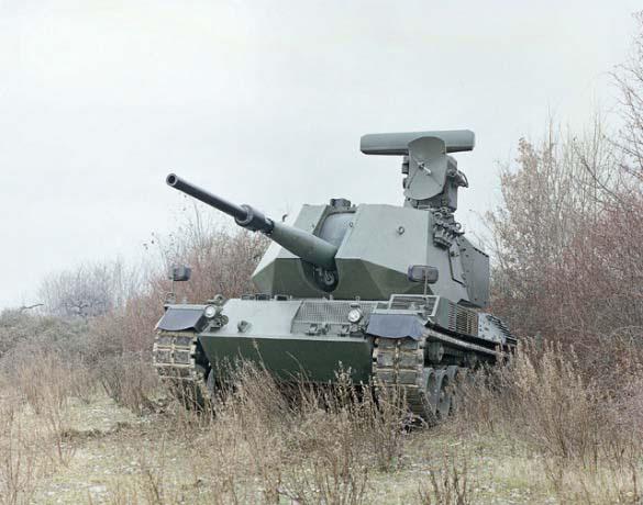 意大利"奥托·马蒂克"76毫米高炮系统