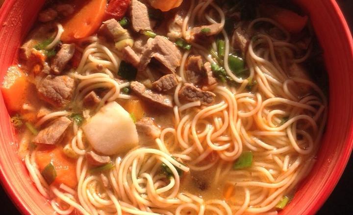 胡萝卜羊肉面