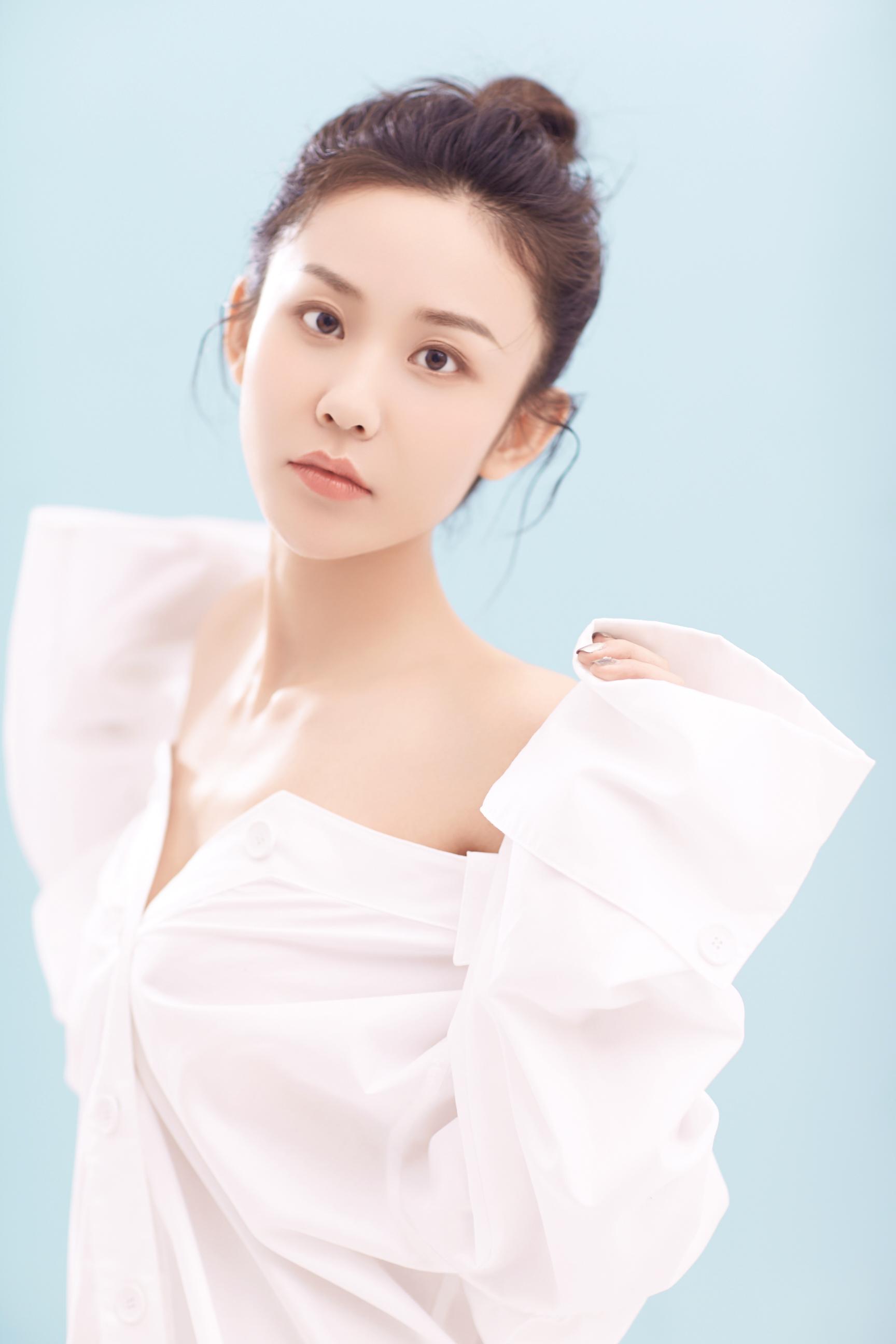  p>哈森,1990年7月29日出生于内蒙古自治区,中国内地女演员. /p>