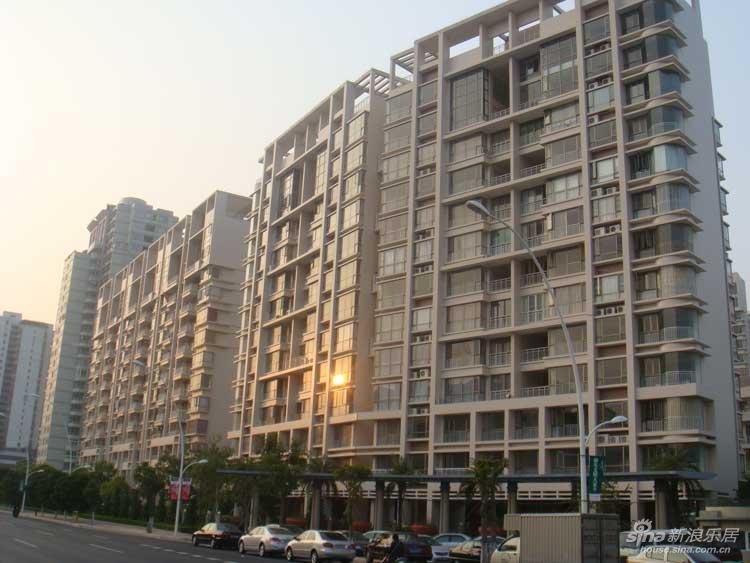  p>汕头第一城是 a href="#" data-lemmaid="1044">李嘉诚 /a>先生投