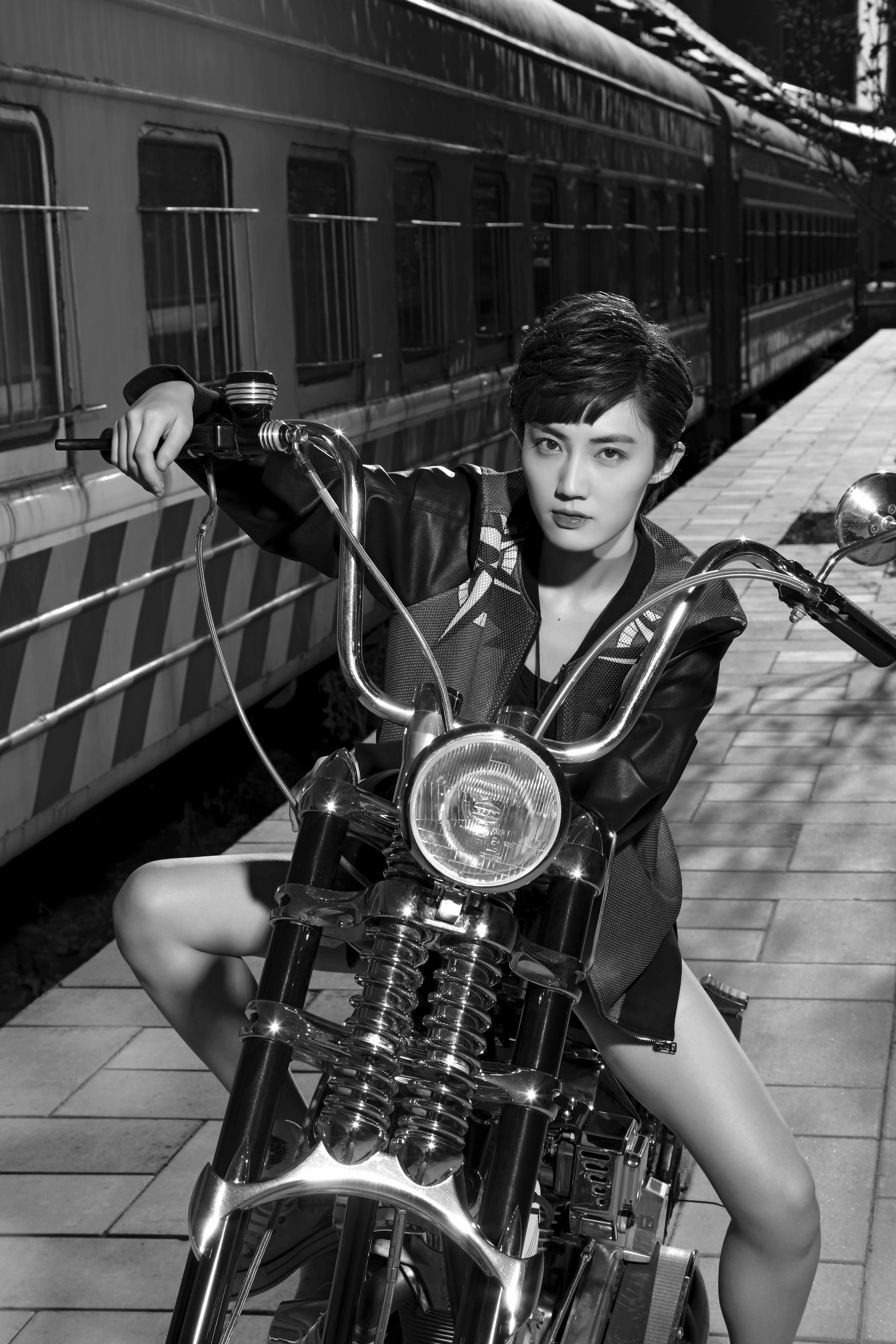  p>卢婕,中国内地新生代 a target="_blank" href="/item/演员