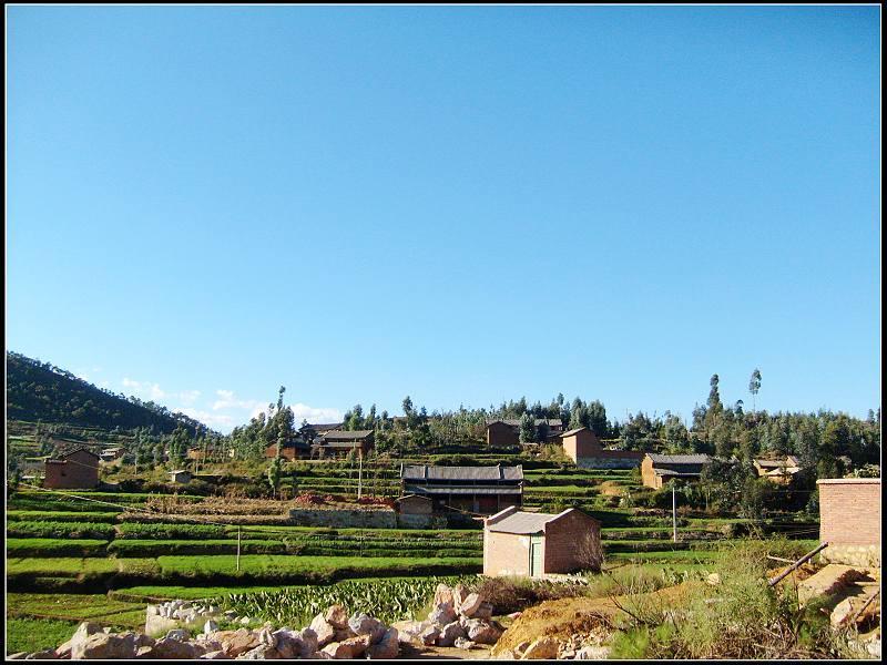  p>云南省文山西畴县董马乡么铺子村,地处董马乡南边,属于山区.